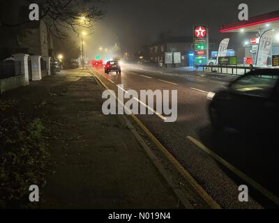UK Weather: Foggy in Godalming. Meodrow, Godalming. 14th December 2023. A cold and foggy evening across the Home Counties. Rush hour traffic in Godalming, Surrey. Credit: jamesjagger/StockimoNews/Alamy Live News Stock Photo