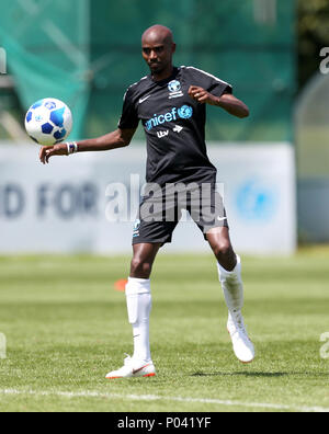 Sir Mo Farah during the training session during the Soccer Aid for UNICEF training session at Motspur Park, London. Stock Photo