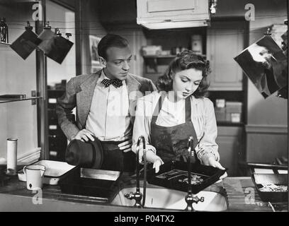 Original Film Title: THE SKY'S THE LIMIT.  English Title: THE SKY'S THE LIMIT.  Film Director: EDWARD H. GRIFFITH.  Year: 1943.  Stars: FRED ASTAIRE; JOAN LESLIE. Credit: RKO / Album Stock Photo