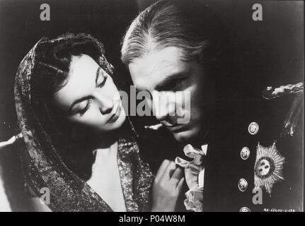 Original Film Title: THAT HAMILTON WOMAN.  English Title: THAT HAMILTON WOMAN.  Film Director: ALEXANDER KORDA.  Year: 1941.  Stars: VIVIEN LEIGH; LAURENCE OLIVIER. Credit: KORDA/UNITED ARTISTS / Album Stock Photo