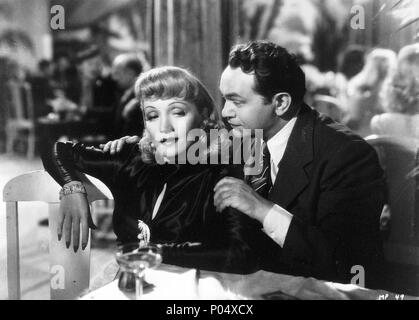 Original Film Title: MANPOWER.  English Title: MANPOWER.  Film Director: RAOUL WALSH.  Year: 1941.  Stars: MARLENE DIETRICH; EDWARD G. ROBINSON. Credit: WARNER BROTHERS / Album Stock Photo