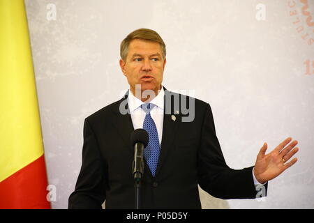 Warsaw, Poland. 08th June, 2018. President Klaus Werner Iohannis gives common press statement on beginning of the Bucharest 9 summit. Credit: Jakob Ratz/Pacific Press/Alamy Live News