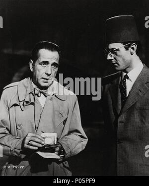 Original Film Title: SIROCCO.  English Title: SIROCCO.  Film Director: CURTIS BERNHARDT.  Year: 1951.  Stars: HUMPHREY BOGART. Credit: COLUMBIA PICTURES / Album Stock Photo