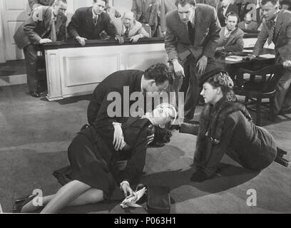 Original Film Title: LEAVE HER TO HEAVEN.  English Title: LEAVE HER TO HEAVEN.  Film Director: JOHN M. STAHL.  Year: 1945.  Stars: JEANNE CRAIN. Credit: 20TH CENTURY FOX / Album Stock Photo