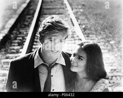 Original Film Title: THIS PROPERTY IS CONDEMNED.  English Title: THIS PROPERTY IS CONDEMNED.  Film Director: SYDNEY POLLACK.  Year: 1966.  Stars: NATALIE WOOD; ROBERT REDFORD. Credit: PARAMOUNT/SEVEN ARTS/RAY STARK / Album