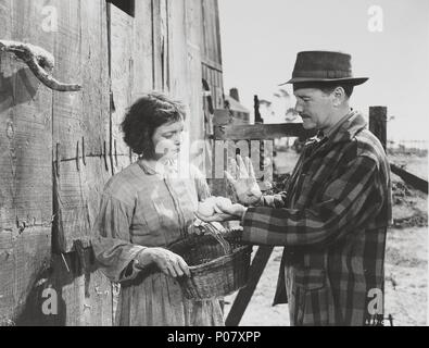 Original Film Title: JOHNNY BELINDA.  English Title: JOHNNY BELINDA.  Film Director: JEAN NEGULESCO.  Year: 1948.  Stars: LEW AYRES; JANE WYMAN. Credit: WARNER BROTHERS / Album Stock Photo