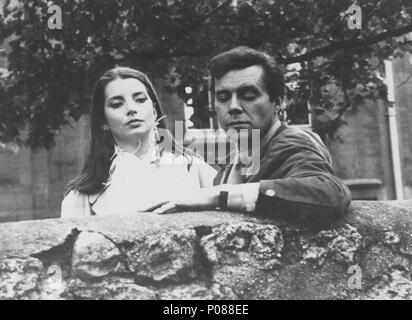 Original Film Title: ACCIDENT.  English Title: ACCIDENT.  Film Director: JOSEPH LOSEY.  Year: 1967.  Stars: JACQUELINE SASSARD; DIRK BOGARDE. Credit: LONDON INDEPENDENT PRODUCERS / Album Stock Photo