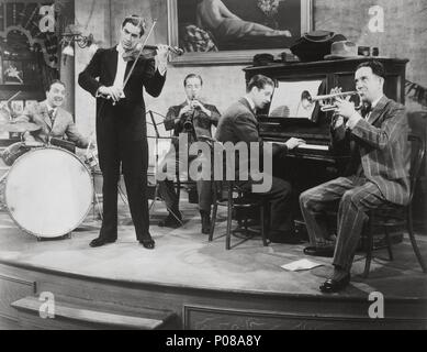 Original Film Title: ALEXANDER'S RAGTIME BAND.  English Title: ALEXANDER'S RAGTIME BAND.  Film Director: HENRY KING.  Year: 1938.  Stars: TYRONE POWER; DON AMECHE. Credit: 20TH CENTURY FOX / Album Stock Photo