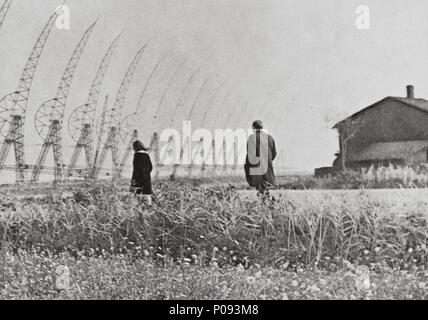 Original Film Title: IL DESERTO ROSSO.  English Title: DESERTO ROSSO.  Film Director: MICHELANGELO ANTONIONI.  Year: 1964. Credit: FILM DUEMILA/FEDERIZ/FRANCO RIZ / Album Stock Photo