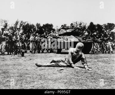 ALIEN SCENE THE DAY THE EARTH STOOD STILL (1951 Stock Photo - Alamy