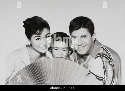 Original Film Title: THE GEISHA BOY.  English Title: THE GEISHA BOY.  Film Director: FRANK TASHLIN.  Year: 1958.  Stars: JERRY LEWIS; NOBU MCCARTHY. Credit: PARAMOUNT PICTURES / Album Stock Photo