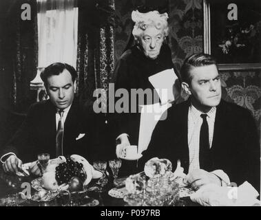 Original Film Title: MURDER, SHE SAID.  English Title: MURDER, SHE SAID.  Film Director: GEORGE POLLOCK.  Year: 1961.  Stars: MARGARET RUTHERFORD. Credit: M.G.M / Album Stock Photo