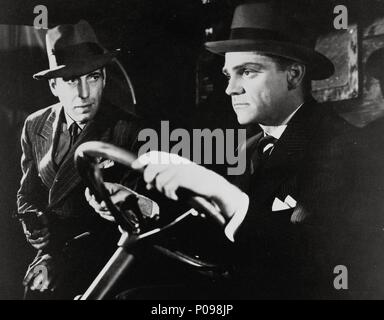 Original Film Title: THE ROARING TWENTIES.  English Title: THE ROARING TWENTIES.  Film Director: RAOUL WALSH.  Year: 1939.  Stars: HUMPHREY BOGART; JAMES CAGNEY. Credit: WARNER BROS/FIRST NATIONAL / Album Stock Photo