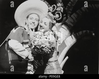 Original Film Title: COPACABANA.  English Title: COPACABANA.  Film Director: ALFRED E. GREEN.  Year: 1947.  Stars: CARMEN MIRANDA; ANDY RUSSELL. Credit: UNITED ARTISTS / Album Stock Photo