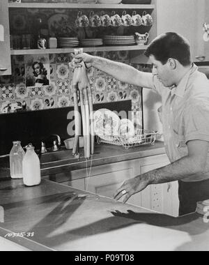 Original Film Title: ROCK-A-BYE BABY.  English Title: ROCK-A-BYE BABY.  Film Director: FRANK TASHLIN.  Year: 1958.  Stars: JERRY LEWIS. Credit: PARAMOUNT PICTURES / Album Stock Photo