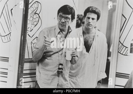 Original Film Title: THREE MEN AND A BABY.  English Title: THREE MEN AND A BABY.  Film Director: LEONARD NIMOY.  Year: 1987.  Stars: TED DANSON; LEONARD NIMOY. Credit: TOUCHSTONE PICTURES / Album Stock Photo