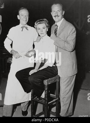 Original Film Title: THE BELLE OF NEW YORK.  English Title: THE BELLE OF NEW YORK.  Film Director: CHARLES WALTERS.  Year: 1952.  Stars: KEENAN WYNN; FRED ASTAIRE; VERA-ELLEN. Credit: M.G.M. / Album Stock Photo