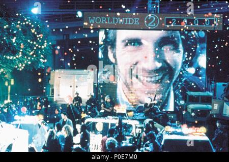 Original Film Title: STRANGE DAYS.  English Title: STRANGE DAYS.  Film Director: KATHRYN BIGELOW.  Year: 1995.  Stars: RALPH FIENNES. Credit: 20TH CENTURY FOX / WALLACE, MERIE W. / Album Stock Photo