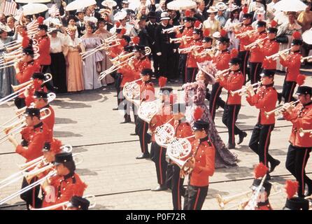 Original Film Title: HELLO, DOLLY!.  English Title: HELLO, DOLLY!.  Film Director: GENE KELLY.  Year: 1969. Credit: 20TH CENTURY FOX/CHENAULT PRODS. / Album Stock Photo