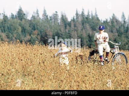 Original Film Title: SIMON BIRCH.  English Title: SIMON BIRCH.  Film Director: MARK STEVEN JOHNSON.  Year: 1998. Credit: HOLLYWOOD PICTURES / MARKFIELD, ALAN / Album Stock Photo