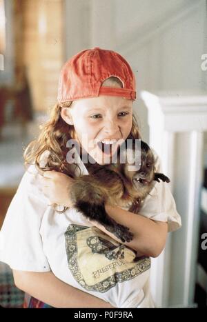 Original Film Title: MONKEY TROUBLE.  English Title: MONKEY TROUBLE.  Film Director: FRANCO AMURRI.  Year: 1994.  Stars: THORA BIRCH. Stock Photo