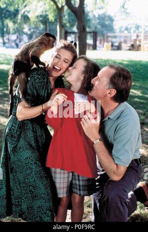 Original Film Title: MONKEY TROUBLE.  English Title: MONKEY TROUBLE.  Film Director: FRANCO AMURRI.  Year: 1994.  Stars: THORA BIRCH; MIMI ROGERS. Stock Photo