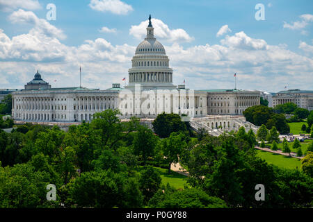 USA Wasington DC D.C. The U S Capitol Building on the hill on a sunny summer day. Stock Photo