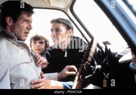 Original Film Title: WITNESS.  English Title: WITNESS.  Film Director: PETER WEIR.  Year: 1985.  Stars: KELLY MCGILLIS; HARRISON FORD; LUKAS HAAS. Credit: PARAMOUNT PICTURES / Album Stock Photo