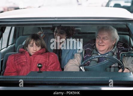 Original Film Title: HOME FOR THE HOLIDAYS.  English Title: HOME FOR THE HOLIDAYS.  Film Director: JODIE FOSTER.  Year: 1995.  Stars: CHARLES DURNING; HOLLY HUNTER; ANNE BANCROFT. Credit: POLYGRAM / Album Stock Photo