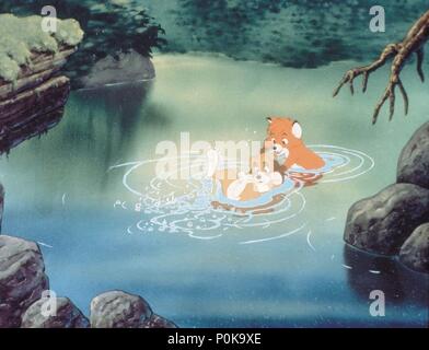 Original Film Title: THE FOX AND THE HOUND.  English Title: THE FOX AND THE HOUND.  Film Director: RICHARD RICH; BARRY BERMAN; ART STEVENS.  Year: 1981. Credit: WALT DISNEY PRODUCTIONS / Album Stock Photo