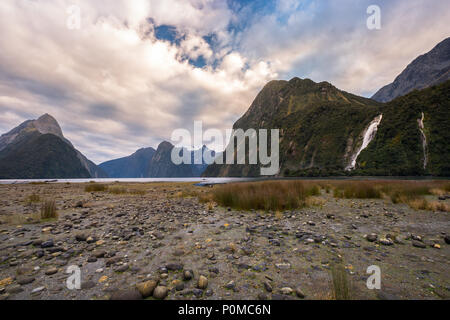 Milford Sound (Piopiotahi) is a famous attraction in the Fiordland National Park, New Zealand's South Island Stock Photo