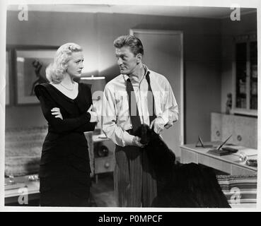 Original Film Title: CHAMPION.  English Title: CHAMPION.  Film Director: MARK ROBSON.  Year: 1949.  Stars: KIRK DOUGLAS; MARILYN MAXWELL. Credit: UNITED ARTISTS / Album Stock Photo