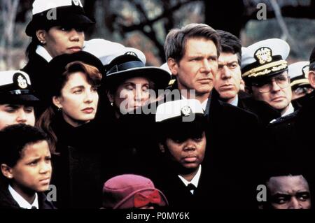 Original Film Title: CLEAR AND PRESENT DANGER.  English Title: CLEAR AND PRESENT DANGER.  Film Director: PHILLIP NOYCE.  Year: 1994.  Stars: ANNE ARCHER; HARRISON FORD. Credit: PARAMOUNT PICTURES / Album Stock Photo