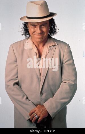 Original Film Title: MONKEY TROUBLE.  English Title: MONKEY TROUBLE.  Film Director: FRANCO AMURRI.  Year: 1994.  Stars: HARVEY KEITEL. Stock Photo