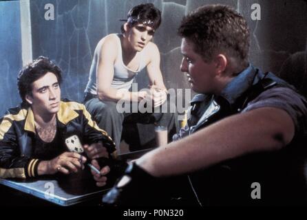 RUMBLE FISH (1983) NICOLAS CAGE, MATT DILLON, CHRIS PENN RUM 017 Stock ...