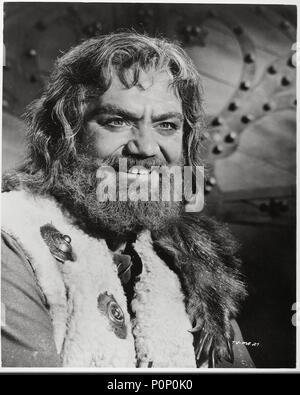 Original Film Title: THE VIKINGS.  English Title: THE VIKINGS.  Film Director: RICHARD FLEISCHER.  Year: 1958.  Stars: ERNEST BORGNINE. Credit: BRYNA PRODUCTION/UNITED ARTISTS / Album Stock Photo