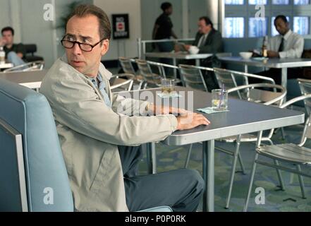 Original Film Title: MATCHSTICK MEN.  English Title: MATCHSTICK MEN.  Film Director: RIDLEY SCOTT.  Year: 2003.  Stars: NICOLAS CAGE. Credit: WARNER BROS. PICTURES / Album Stock Photo