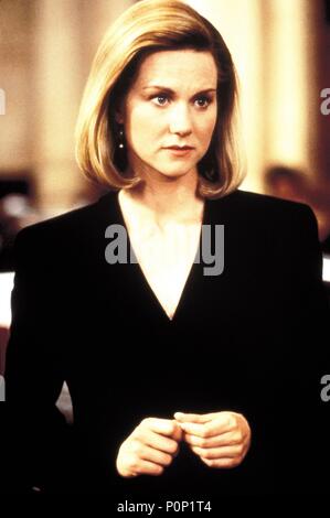 Original Film Title: PRIMAL FEAR.  English Title: PRIMAL FEAR.  Film Director: GREGORY HOBLIT.  Year: 1996.  Stars: LAURA LINNEY. Credit: PARAMOUNT PICTURES / Album Stock Photo