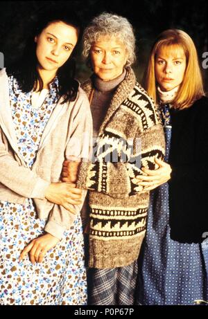 Ellen burstyn marcia gay harden hi-res stock photography and images - Alamy