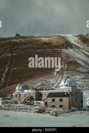 astronomical observatory del Gran Sasso. Gran Sasso and Monti della Laga National Park, Abruzzo Stock Photo