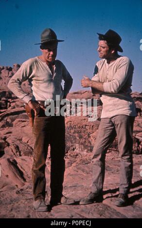 Original Film Title: THE PROFESSIONALS.  English Title: THE PROFESSIONALS.  Film Director: RICHARD BROOKS.  Year: 1966.  Stars: LEE MARVIN; BURT LANCASTER. Credit: COLUMBIA PICTURES / Album Stock Photo