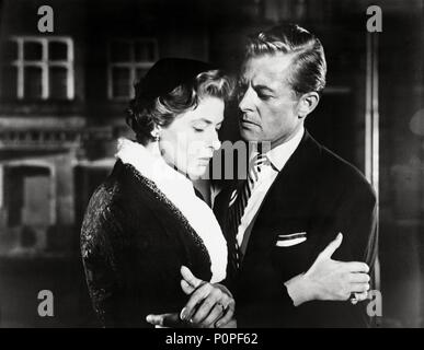 Original Film Title: LA PAURA.  English Title: ANN.  Film Director: ROBERTO ROSSELLINI.  Year: 1954.  Stars: INGRID BERGMAN; KURT KREUGER. Credit: MINERVA / Album Stock Photo