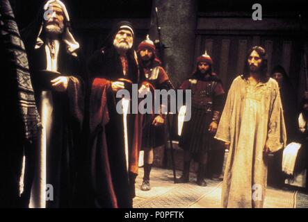 Original Film Title: JESUS OF NAZARETH.  English Title: JESUS OF NAZARETH.  Film Director: FRANCO ZEFFIRELLI.  Year: 1977.  Stars: ROBERT POWELL. Credit: CARTAGO FILMS/RAI/ITC/SIR LEW GRADE / Album Stock Photo