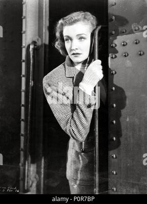 Original Film Title: THE UNDERCOVER MAN.  English Title: THE UNDERCOVER MAN.  Film Director: JOSEPH H. LEWIS.  Year: 1949.  Stars: NINA FOCH. Credit: COLUMBIA PICTURES / Album Stock Photo