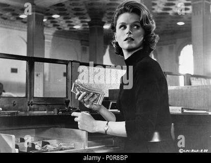 Original Film Title: EXPERIMENT IN TERROR.  English Title: EXPERIMENT IN TERROR.  Film Director: BLAKE EDWARDS.  Year: 1962.  Stars: LEE REMICK. Credit: COLUMBIA PICTURES / Album Stock Photo