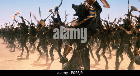 Original Film Title: THE MUMMY RETURNS.  English Title: THE MUMMY RETURNS.  Film Director: STEPHEN SOMMERS.  Year: 2001. Credit: UNIVERSAL STUDIOS / Album Stock Photo