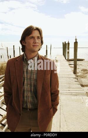 Original Film Title: THE WATER IS WIDE.  English Title: THE WATER IS WIDE.  Film Director: JOHN KENT HARRISON.  Year: 2006.  Stars: JEFF HEPHNER. Credit: Hallmark Hall of Fame Productions/McGee Street Productions I / HEINILA, ERIKA / Album Stock Photo