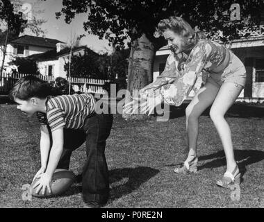 Stars: BETTY GRABLE. Stock Photo