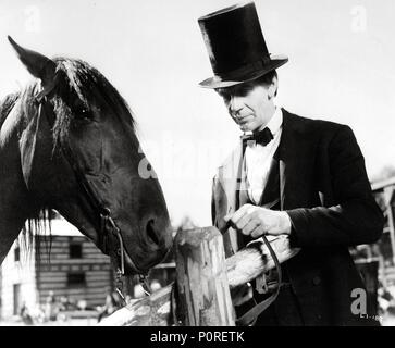 Raymond Massey Abe Lincoln In Illinois (1940 Stock Photo - Alamy