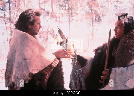 Original Film Title: DANCES WITH WOLVES.  English Title: DANCES WITH WOLVES.  Film Director: KEVIN COSTNER.  Year: 1990.  Stars: KEVIN COSTNER; GRAHAM GREENE. Credit: ORION PICTURES / Album Stock Photo